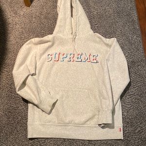 Supreme hoodie